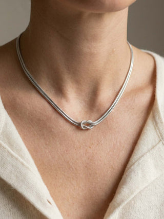 COLLAR NUDO DE AMOR