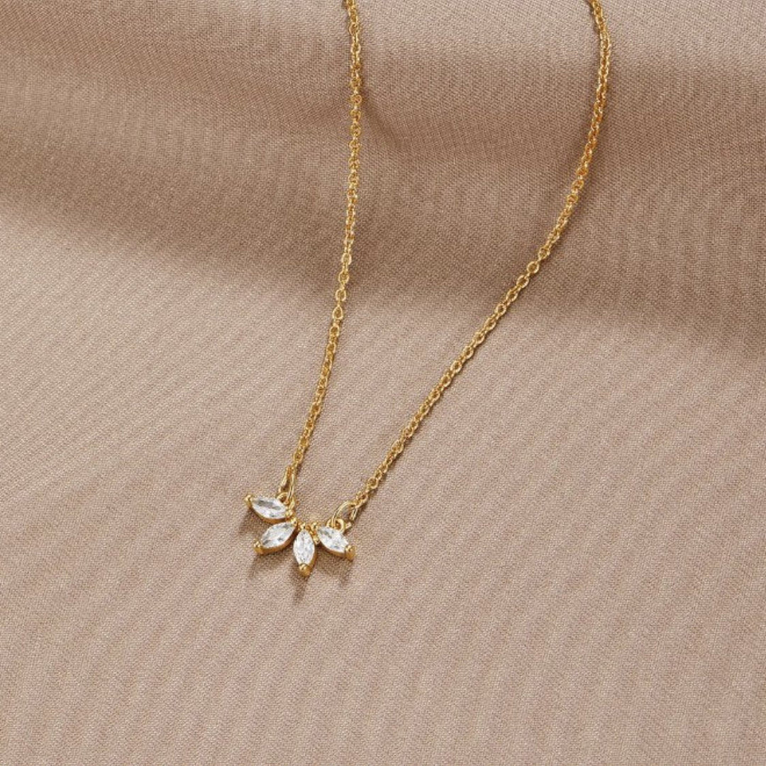 COLLAR THEA